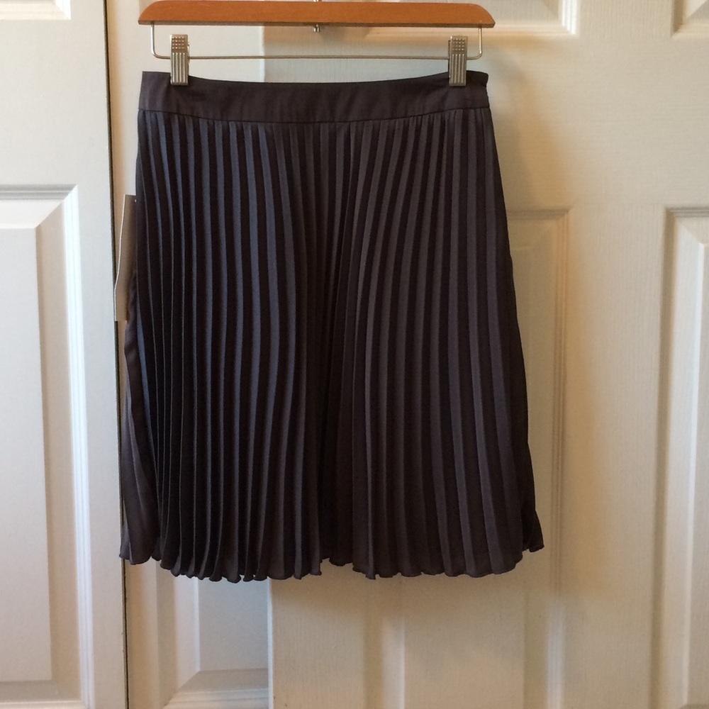 🔴Kensie Skirt